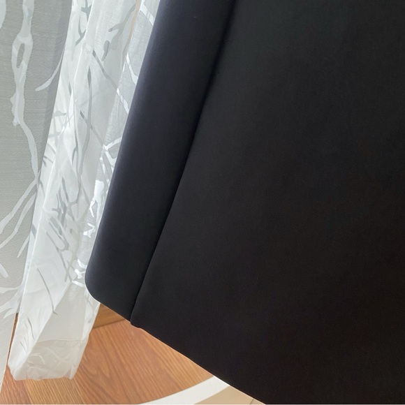 THE ROW BLACK V-NECK SLEEVELESS JEANE MIDI DRESS - Picture 7 of 12